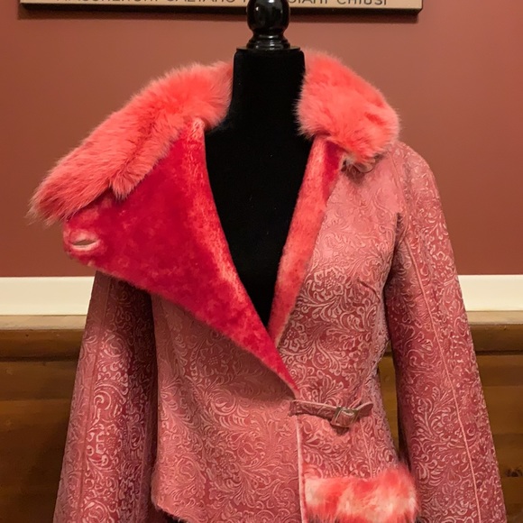 - Leather and Fur Jacket- - Picture 10 of 11